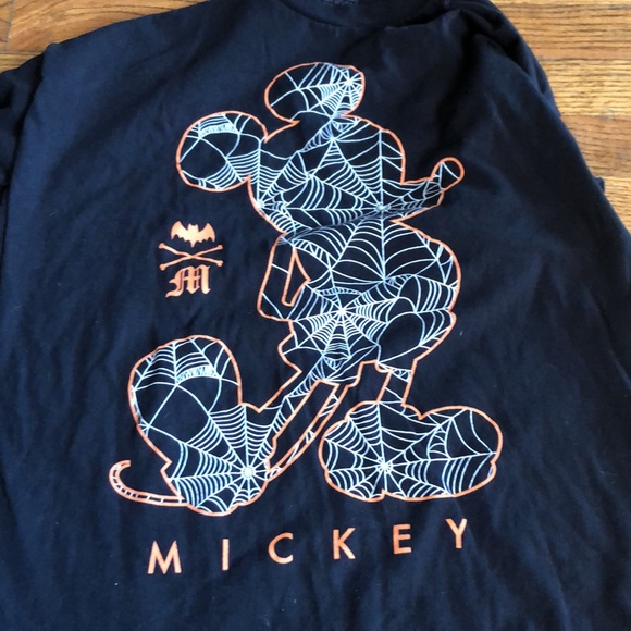 Like new Mickey Mouse Halloween top size XL - Picture 6 of 6